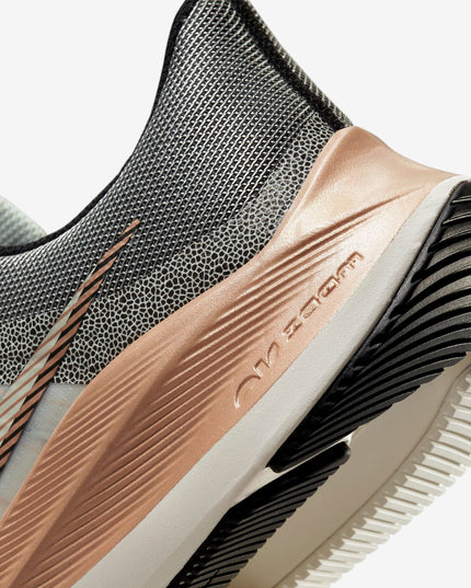 ZAPATILLA NIKE ZOOM WINFLO 8 PRM - MAWI