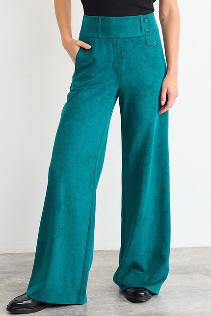 Pantalón IO Pantalon Io Liso en color verde musgo.