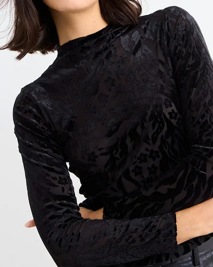 Polera Io Fantasia Io en color negro