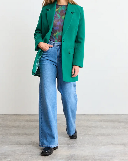 Prenda IO Chaqueton Io Liso en color verde musgo.