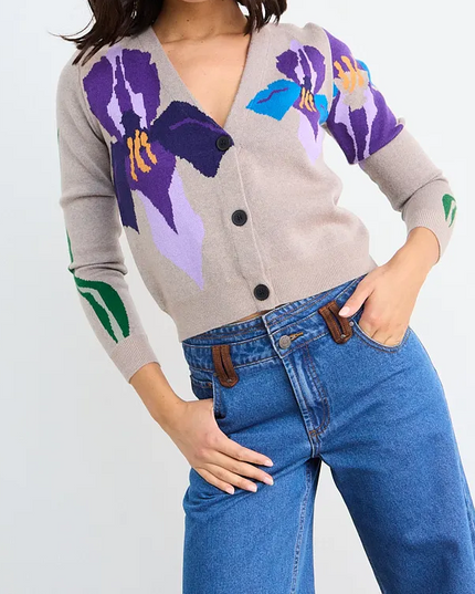 Cardigan Io Top IO en color morado.