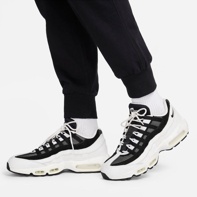 PANTALON DE BUZO NIKE CLUB KNIT