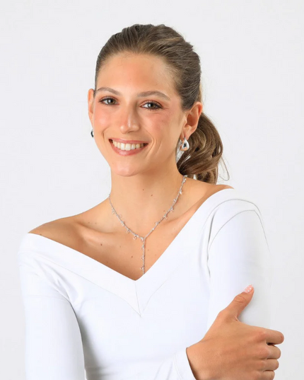 Set De Aros&Collar Humana Cira HUMANA en color plateado.