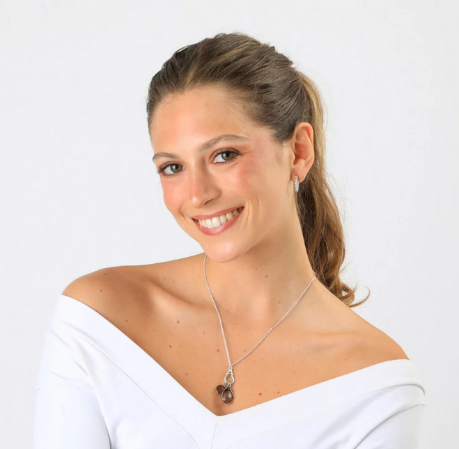 Set De Aros&Collar Humana Nala HUMANA en color plateado.