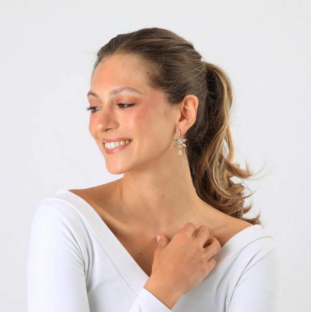 Aro Humana Aime HUMANA en color dorado.