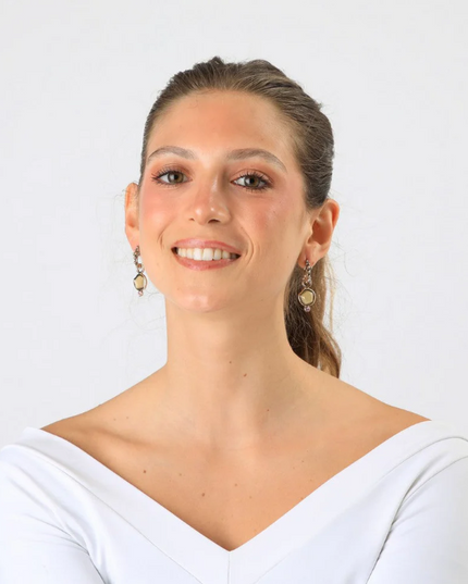 Aro Humana Zuri HUMANA en color dorado.