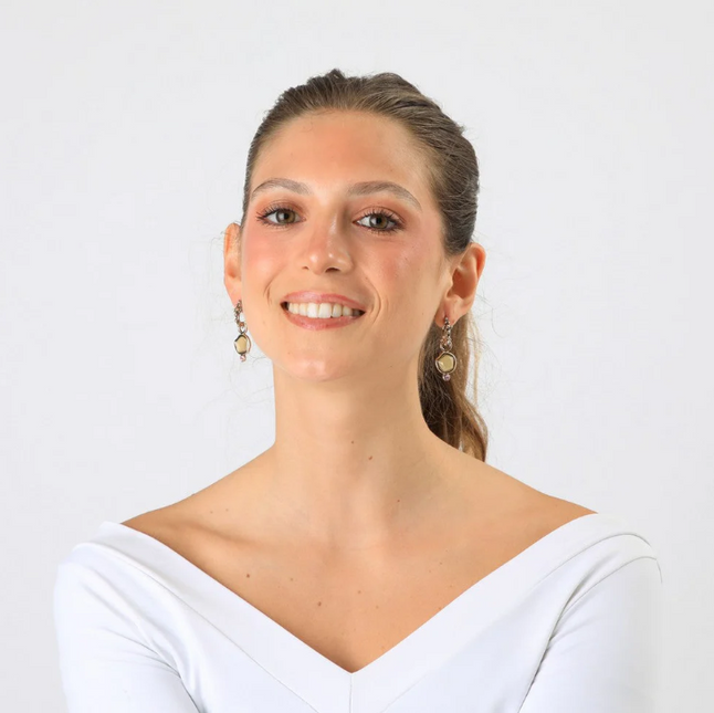 Aro Humana Zuri HUMANA en color dorado.