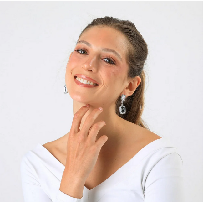 Aro Humana Numa HUMANA en color plateado.