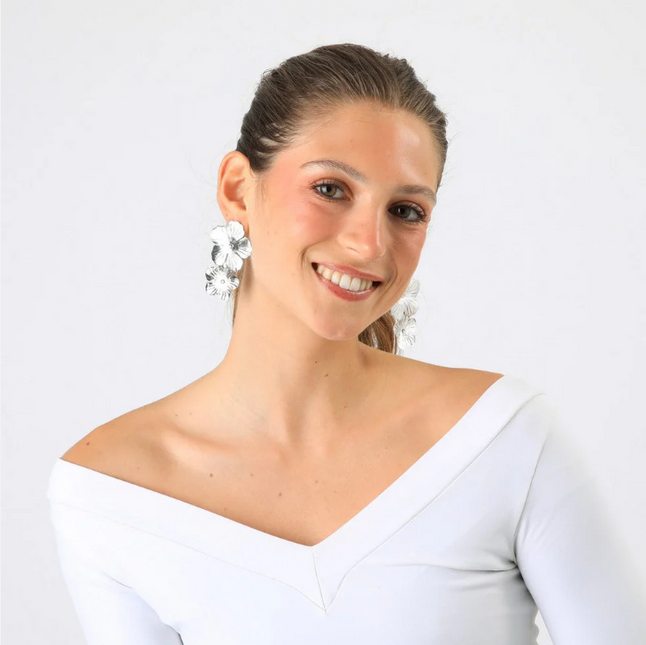 Aro Humana Jada HUMANA en color plateado.