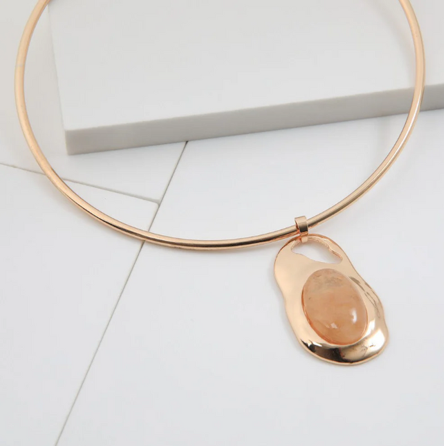 COLLAR HUMANA DEBORA