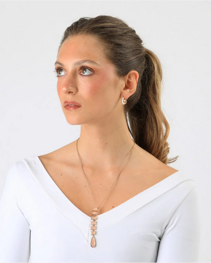 Collar Humana Ilda HUMANA en color dorado.