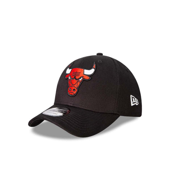 Jockey New Era 9FORTY Chicago Bulls en color negro y rojo