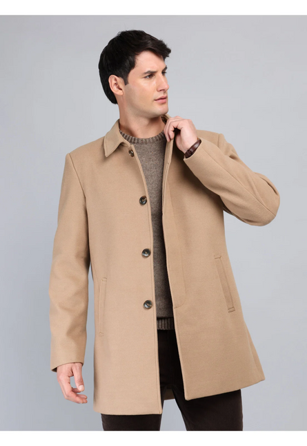 Prenda ARROW Abrigo Arrow en color beige.