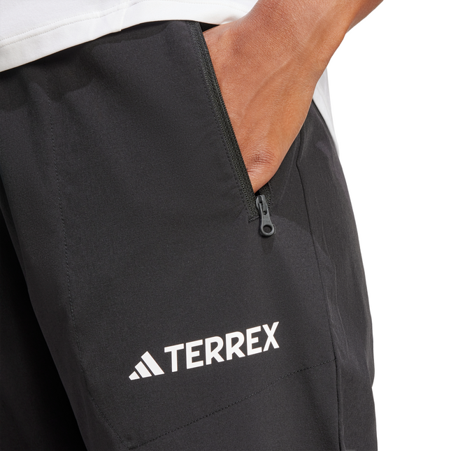 PANTALON DE BUZO TERREX MT ESS