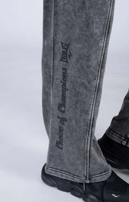 PANTALON DE BUZO EVERLAST TOMORROW
