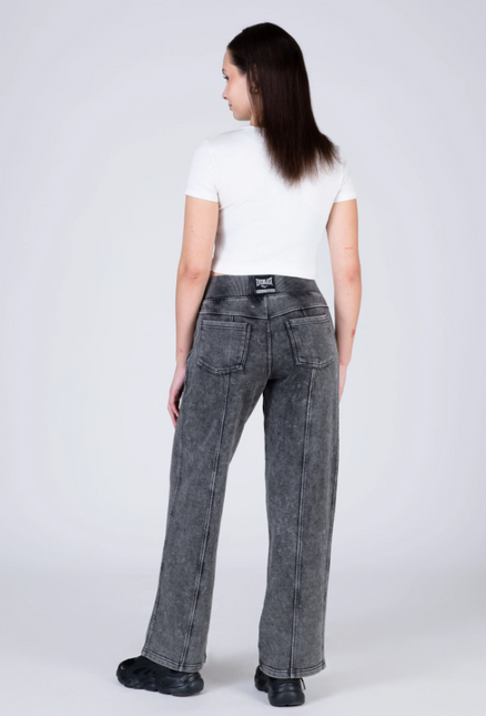 PANTALON DE BUZO EVERLAST TOMORROW