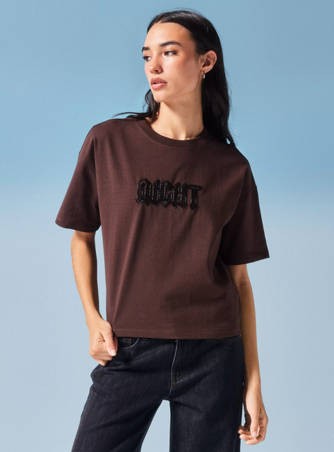 Polera FOSTER polera foster mesa boxy oversize en color cafe oscur