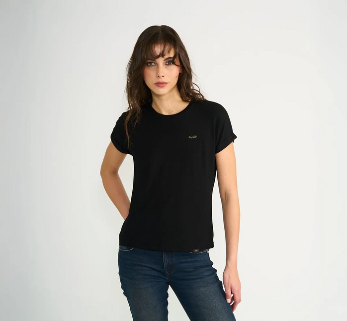 POLERA ELLUS TIMELESS ROUND NECK FRONT LOGO ELLUS en color negro