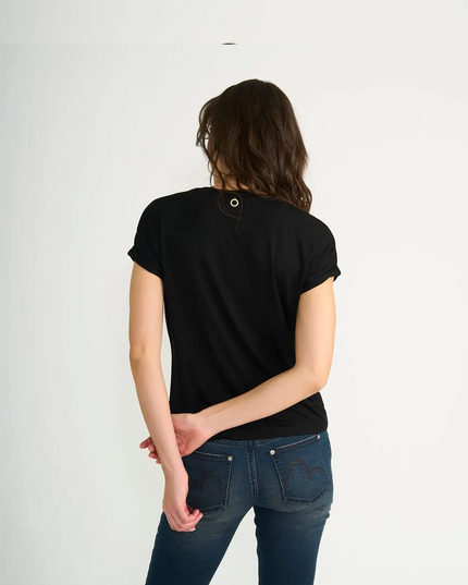 POLERA ELLUS TIMELESS ROUND NECK FRONT LOGO - MAWI