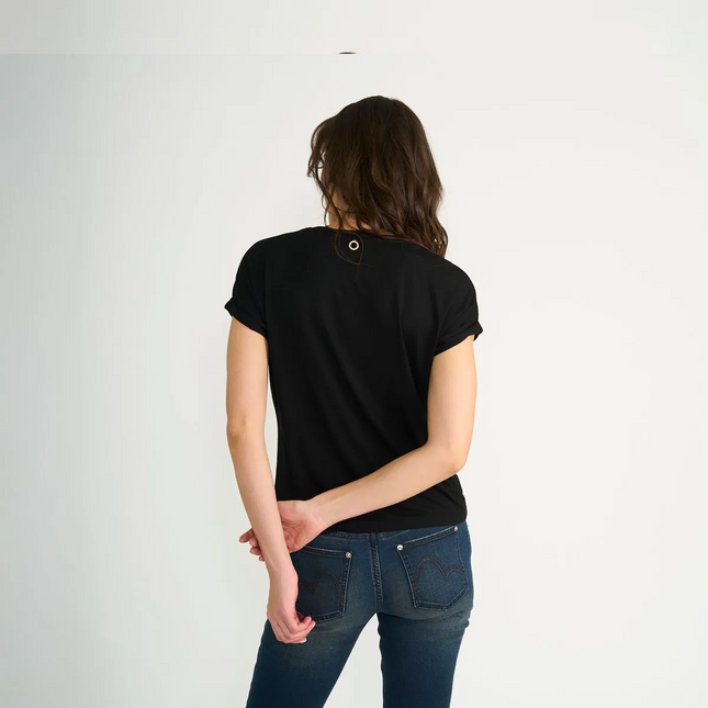 POLERA ELLUS TIMELESS ROUND NECK FRONT LOGO