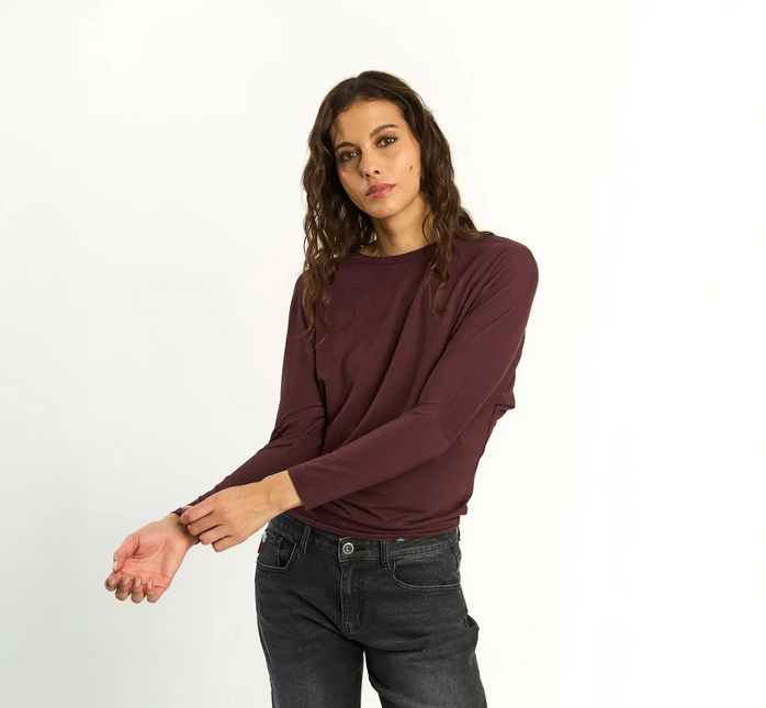 POLERA ELLUS BATWING FRONT HOTFIX LOGO ELLUS en color morado
