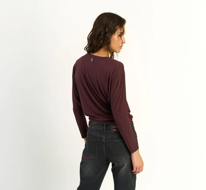 POLERA ELLUS BATWING FRONT HOTFIX LOGO