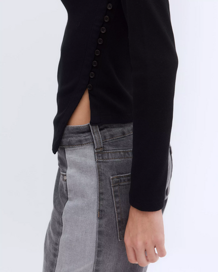 POLERA FOSTER BOTONES LATERALES