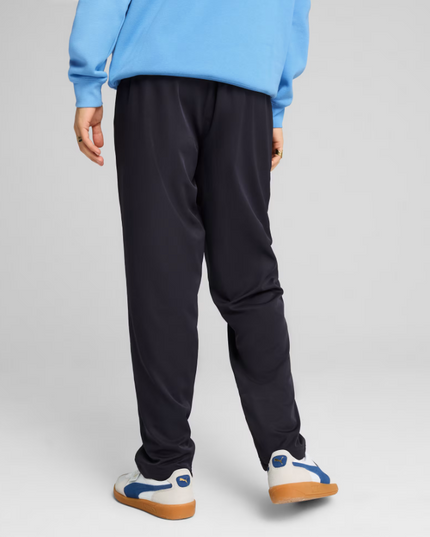 PANTALON DE BUZO PUMA ESS LOGO WOVEN OP