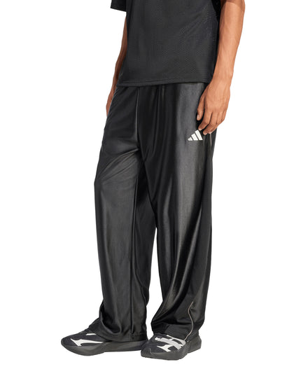 Pantalón ADIDAS Pantalon De Buzo Adidas M Sta Seas en color negro.