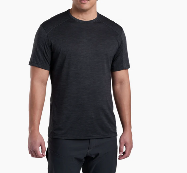 Polera KUHL polera kuhl engineered t en color negro