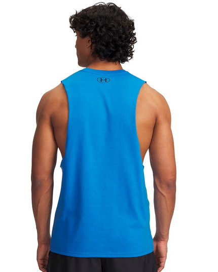 POLERA UNDER ARMOUR LEFT CHEST CUT OFF TAN