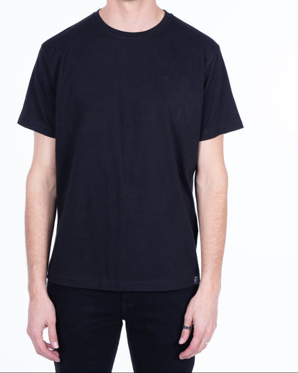 POLERA ELLUS BASICA LOGO EMBROIDERY