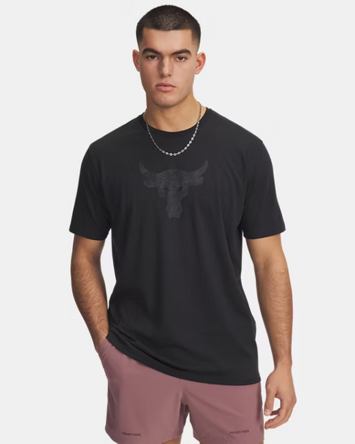 POLERA UNDER ARMOUR PJT RCK PAYOFF GRAPHIC