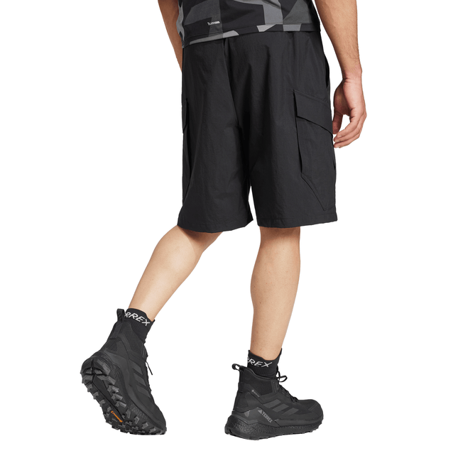 SHORT TERREX CARGO