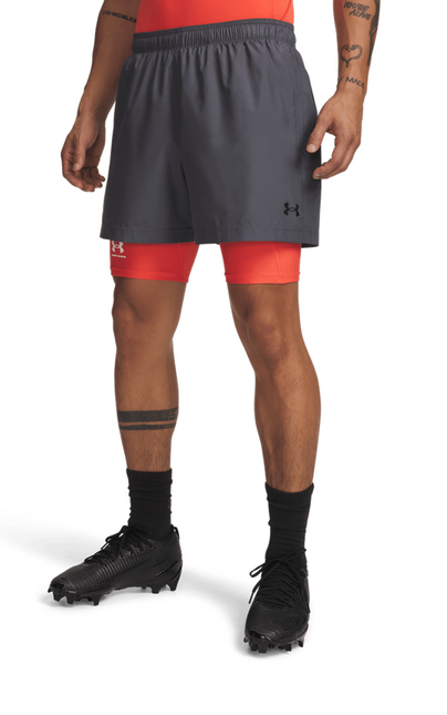 SHORT UNDER ARMOUR TECH WOVEN 5IN UNDER ARMOUR en color grey