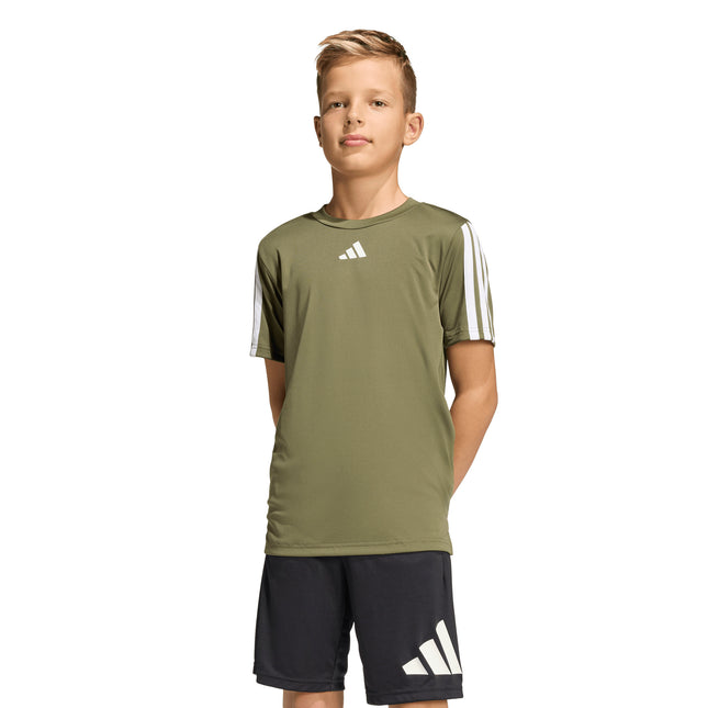Polera Adidas Tr-Es 3S Tee en color olivo.