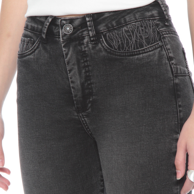 JEANS WADOS FLARE TIRO ALTO PUSH UP