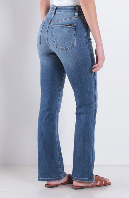 JEANS WADOS RECTO TIRO ALTO