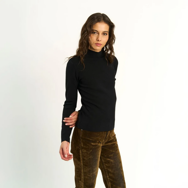 TEJIDO ELLUS SLIM FIT SEMI CUELLO