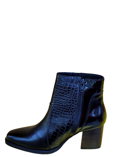 BOTIN HEBLES CAIMAN