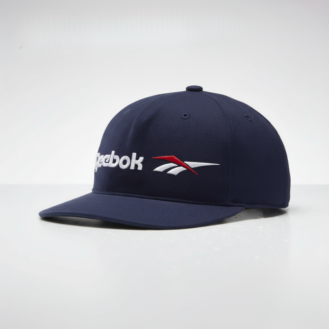 JOCKEY REEBOK CL VECTOR FLAT PEAK NIÑO