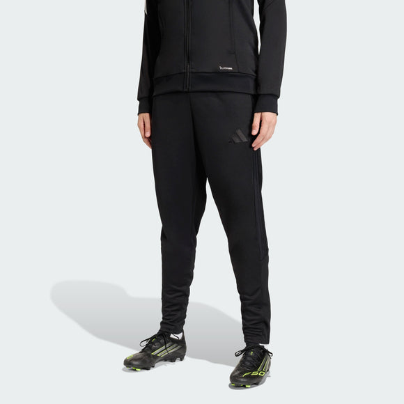 Pantalón ADIDAS de Buzo Tiro26L en color negro
