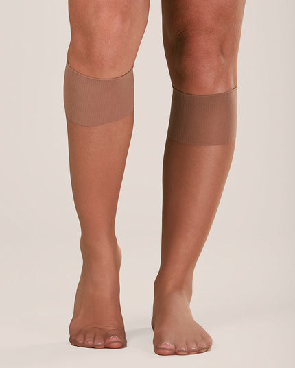 Accesorio LADY GENNY media lady genny pantalon en color champagne