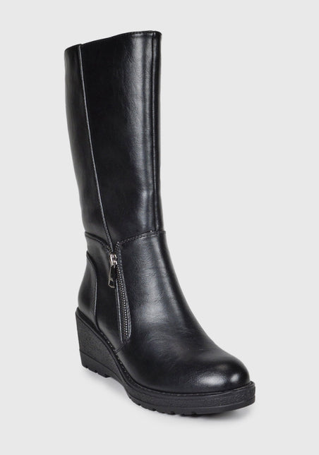 BOTA BEGOÑA ABUJA BEGOÑA en color negro.