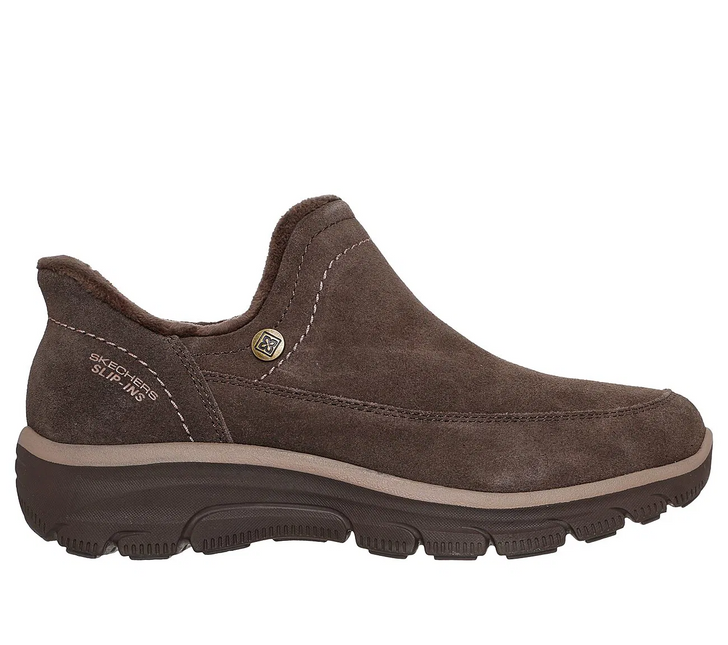 Prenda SKECHERS Zapato Skechers Easy Going en color chocolate.