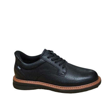 Zapato de hombre 16 Horas modelo 16H0135 en color negro
