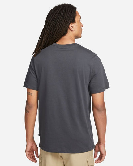 POLERA NIKE M NSW TEE FANTASY GRAPHIC
