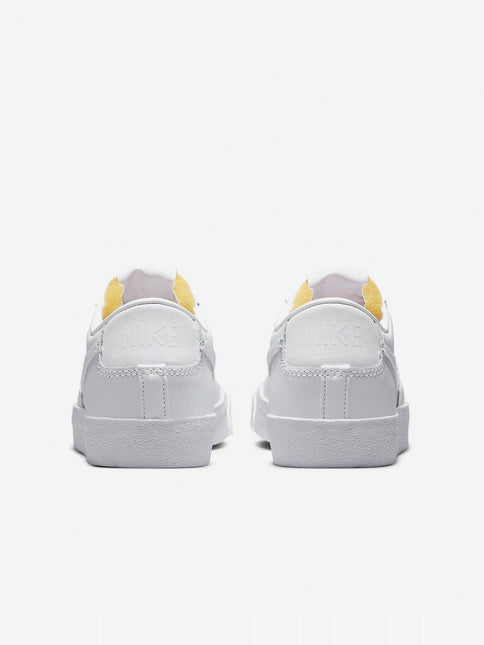 ZAPATILLA MUJER NIKE BLAZER LOW '77