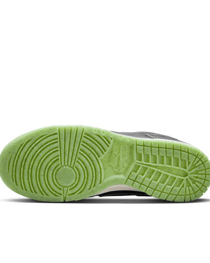 ZAPATILLA NIKE DUNK LOW RETRO PRM HALLOWEEN