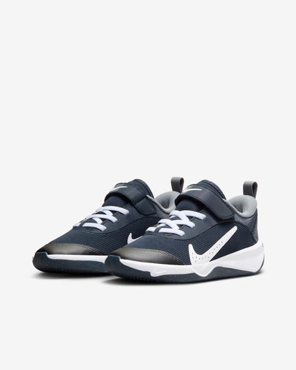 ZAPATILLA NIÑO NIKE OMNI MULTI-COURT (PS)